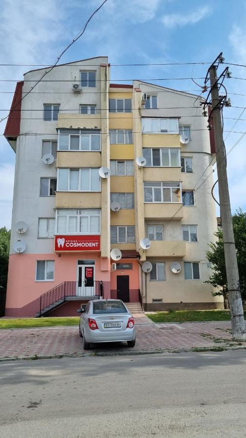 Апартаменты Mansarda Каменец-Подольский Экстерьер фото
